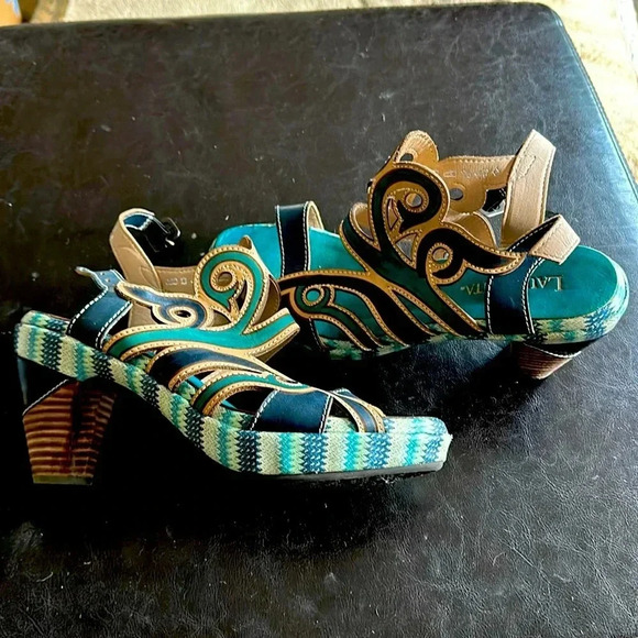 Laura Vita Shoes - Laura Vita France unique sandals!